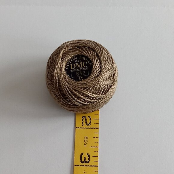 🎯 10 for $10 / DMC Sewing Thread 642 Size 5 - Picture 9 of 10